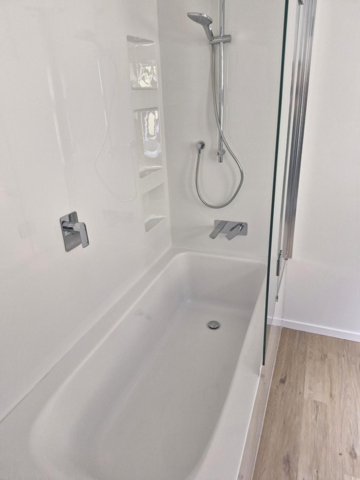 Hot Tub And Views Over Central Queenstown - Entire Holiday House 외부 사진